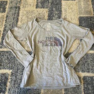 Women's The North Face Gray Long Sleeve Graphic Half Dome Size S/P